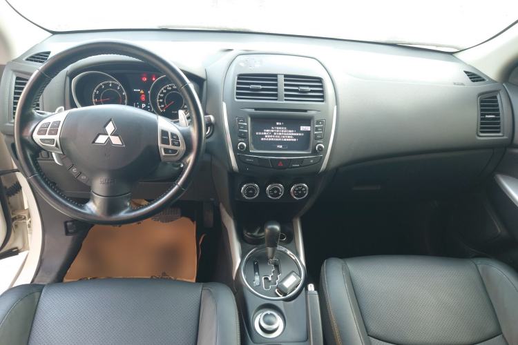 Used Mitsubishi ASX 2013 2.0L CVT 4x4 Flagship Edition
