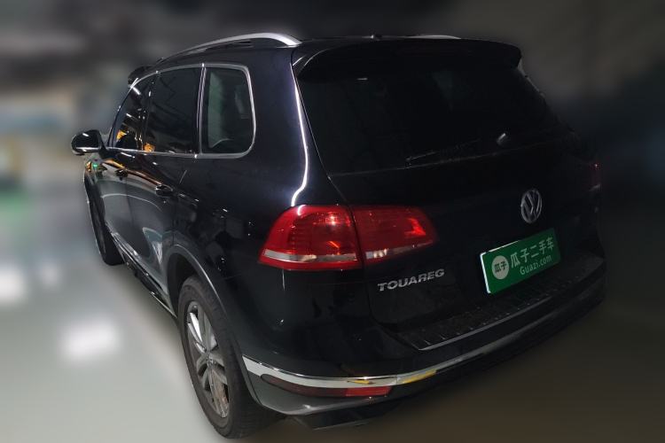 Used Volkswagen Touareg 2017 3.0 TSI R-Line Peak Edition Rear Left 45 Deg