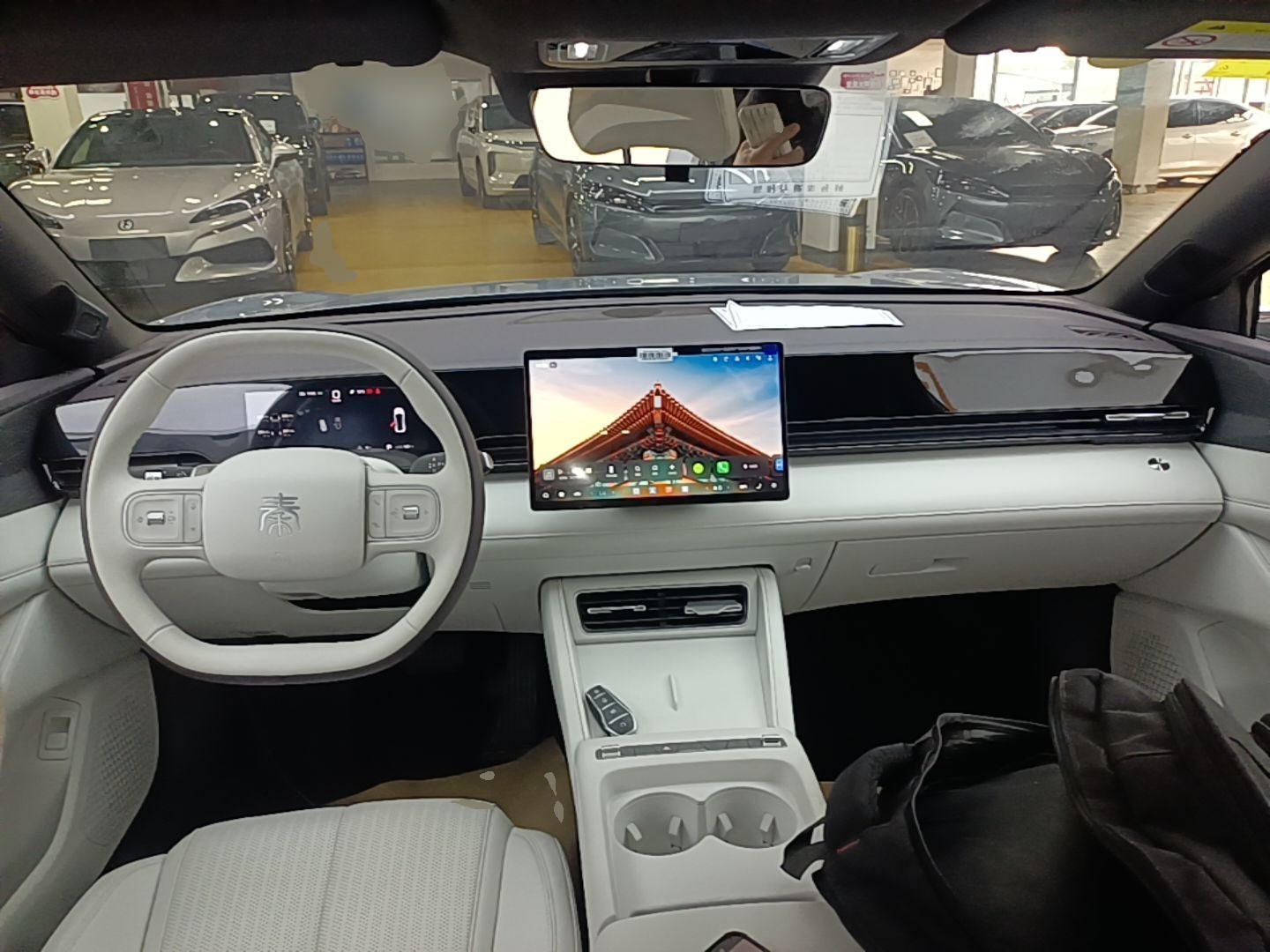 BYD Qin MAX 2026 Model DM-i 230KM Superior Edition — снимка 12