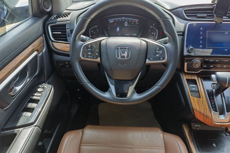 Used Honda CR-V 2021 240TURBO CVT 2WD Fashion Edition