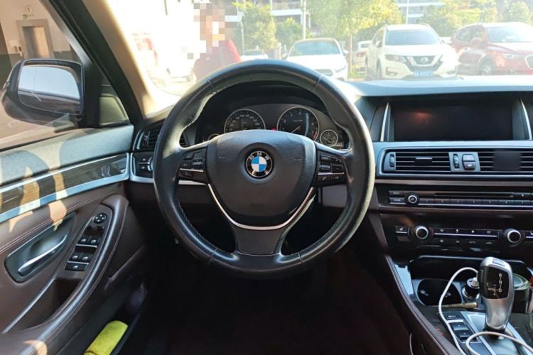 Used BMW 5 Series 2014 525Li Luxury Design Package