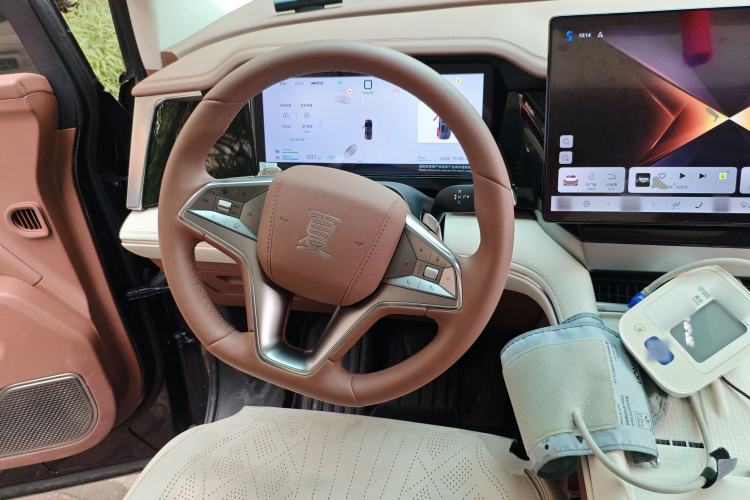 Used BYD Xia 2025 DM-i 1.5T 180km Beyond Edition
