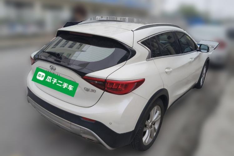 Used Infiniti QX30 2017 1.6T Two-Wheel-Drive Sport Edition