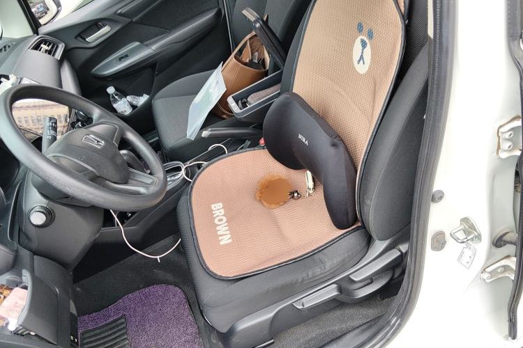 Used Honda Fit 2014 1.5L SE CVT Fashion Model Left Front Seat