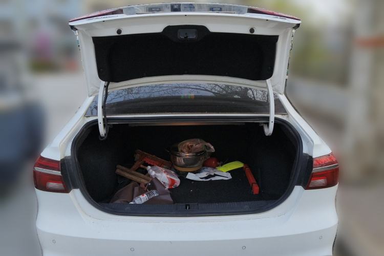 Used Roewe i6 2018 20T Automatic Internet ZhiZun Edition