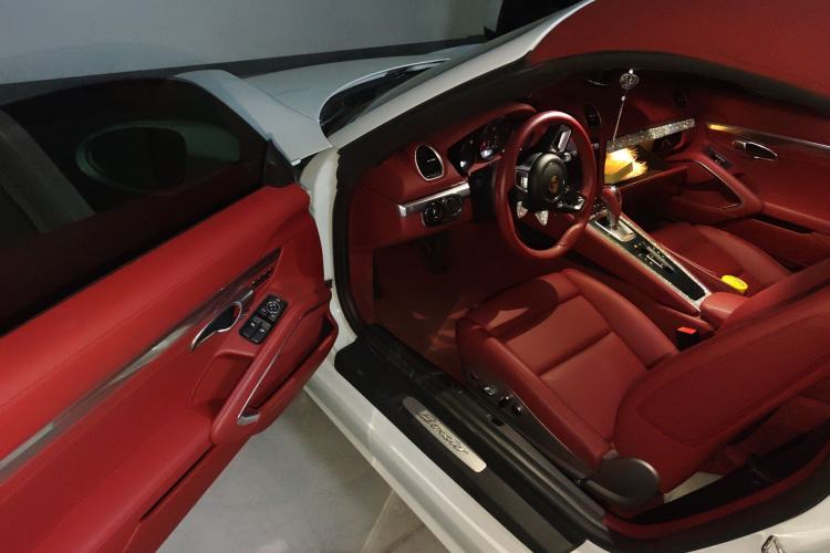 Used Porsche 718 2022 Boxster 2.0T Driver Seat