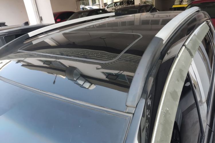 Used Baojun 560 2015 1.8L manual luxury version