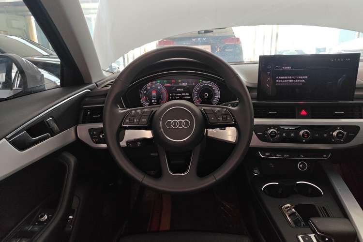 Used Audi A4L 2024 40 TFSI Fashion Dynamic Model