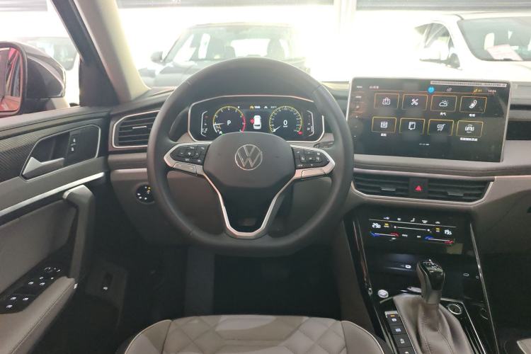 Used Volkswagen Tayron 2023 330TSI Two-Wheel-Drive Luxury Plus Advanced Version