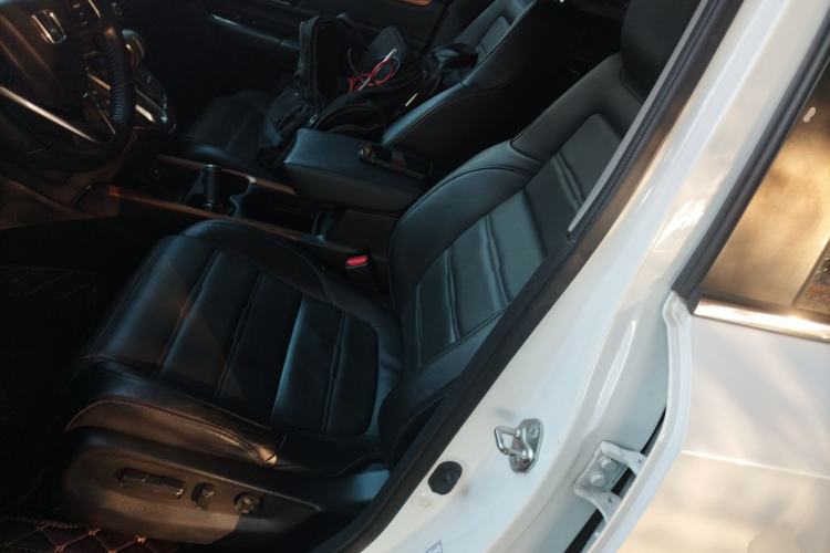 Used Honda CR-V 2017 240TURBO CVT Front-Wheel Drive Fashion Edition
