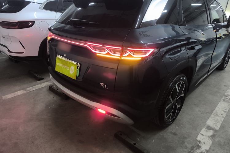 Used BYD Song L DM-i 2024 160 km Excellence Version Exterior 3