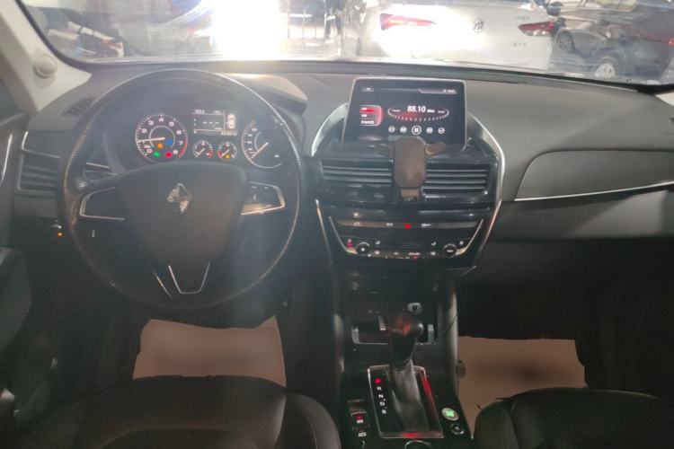 Used BORGWARD BX5 2020 20TGDI Automatic Two-Wheel Drive Pioneer Edition Center Console