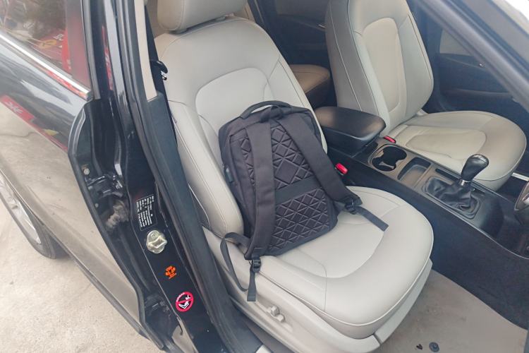 Used Bestune X80 2015 2.0L Manual Luxury Edition

