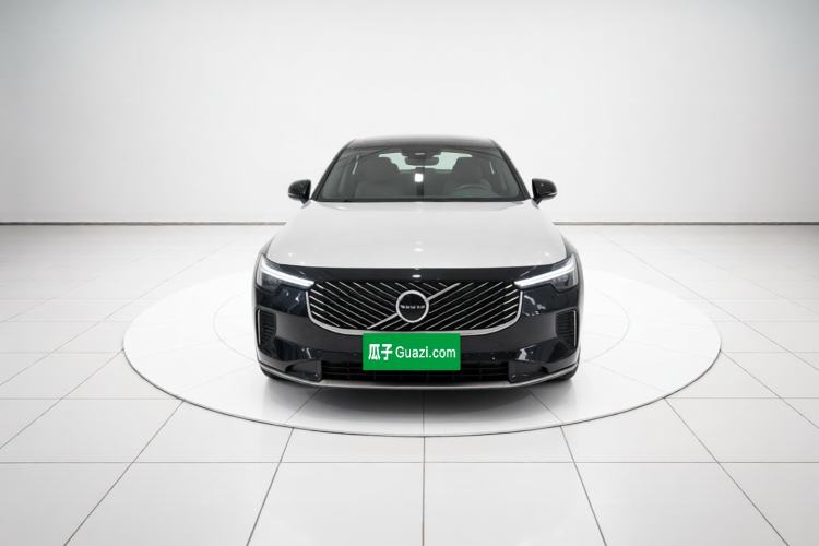 Used Volvo S90 2026 B5 Zhiyi Luxury Edition Front