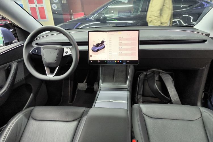 Used Tesla Model Y 2025 Rear-Wheel Drive First Edition