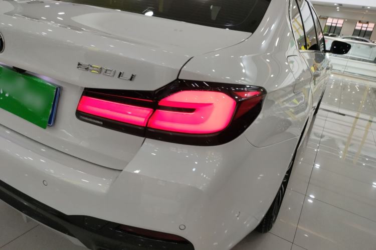 Used BMW 5 Series 2021 530Li Leading Model M Sport Package