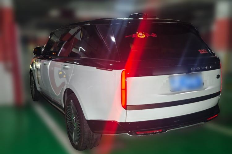 Used Land Rover Range 2023 3.0 L6 400 PS Prestige Seven-Seater Extended Version Rear Left 45 Deg