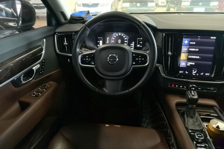 Used Volvo S90 2017 T5 Zhiyuan Edition