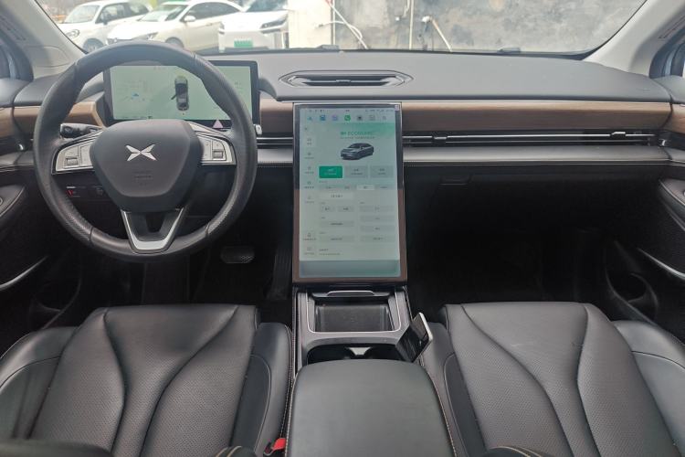 Used XPeng P5 2024 500 Plus Edition Center Console