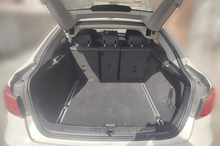 Used BMW 3 Series GT 2016 320i Fashion Model
