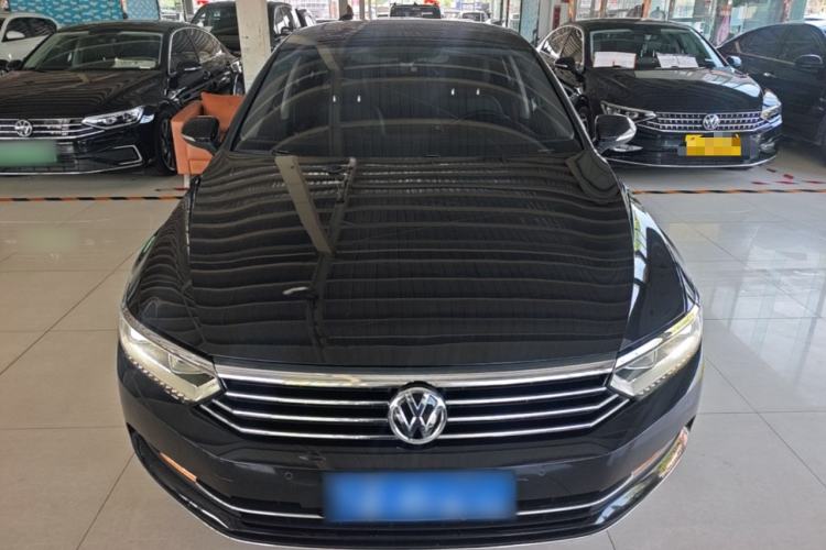 Used Volkswagen Magotan 2018 Facelift 330TSI DSG Luxury Model