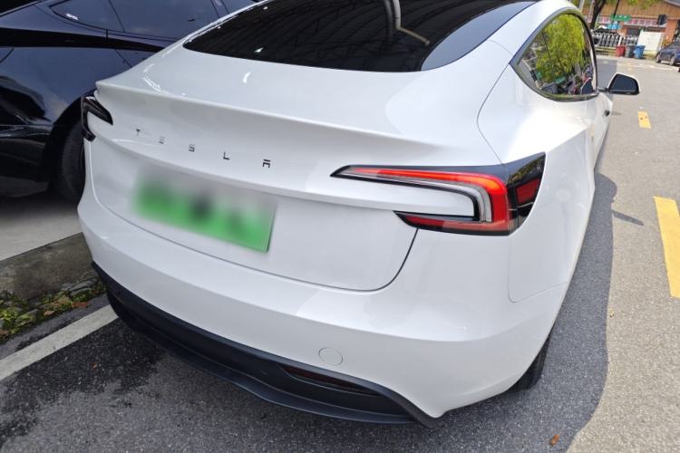 Used Tesla Model 3 2023 Rear-Wheel-Drive Version
