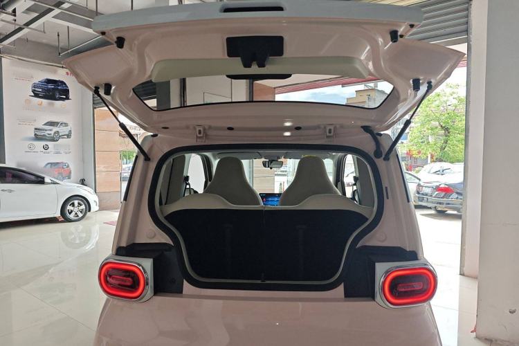 Used Wuling Hongguang MINIEV 2024 3rd Generation 215km Advanced Version