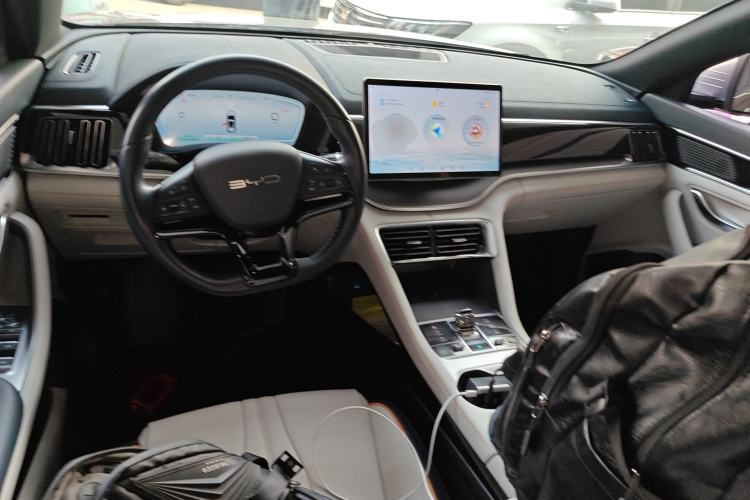 Used BYD Song PLUS New Energy 2023 Champion Edition EV 520KM Prestige Model