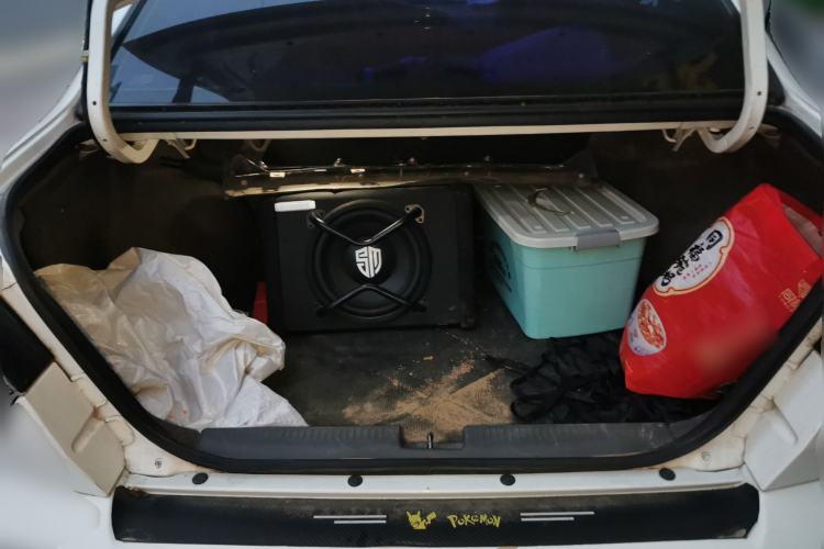 Used Soueast V3 Lingyue 2012 Revised Version 1.5L Manual – Style Edition Trunk