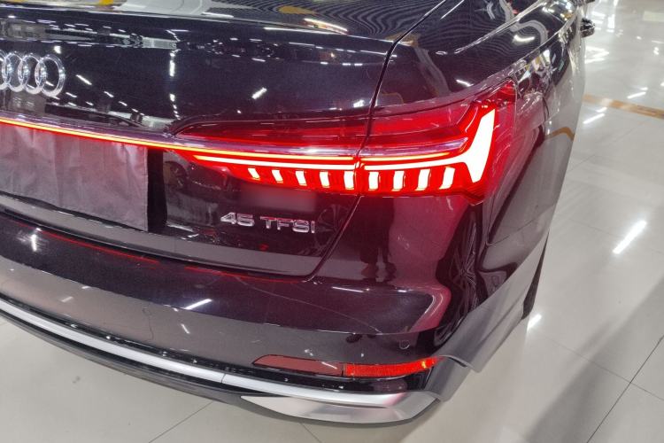 Used Audi A6L 2023 Revised 45 TFSI Prestige Dynamic Edition Right Rear Taillight