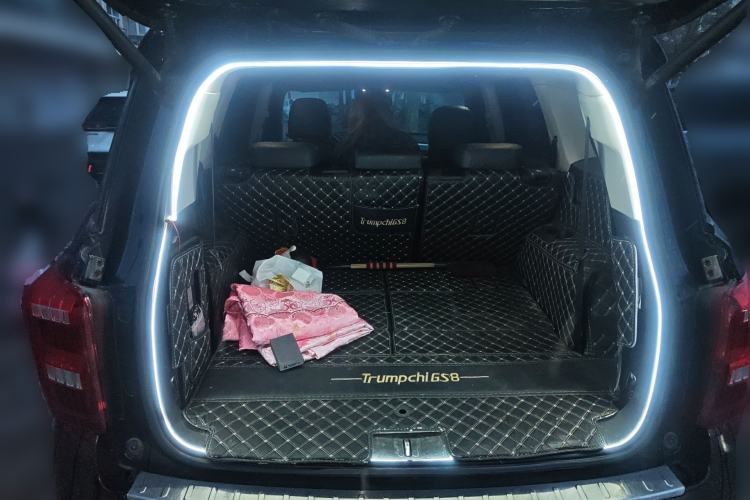 Used GAC Trumpchi GS8 2017 320T Two-Wheel Drive Luxury Smart Connectivity Version (7 Seats)
