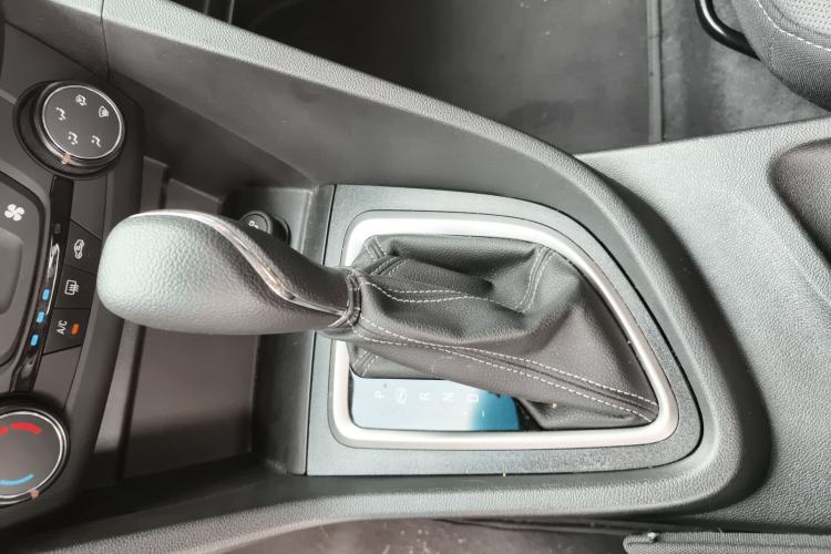 Used Buick GT 2021 Revised Version Flagship 1.5L Automatic Elite Edition Gear Lever