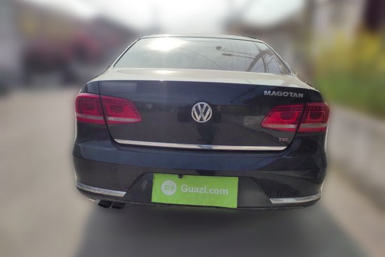 Used Volkswagen Magotan 2013 2.0 TSI Luxury Model Rear