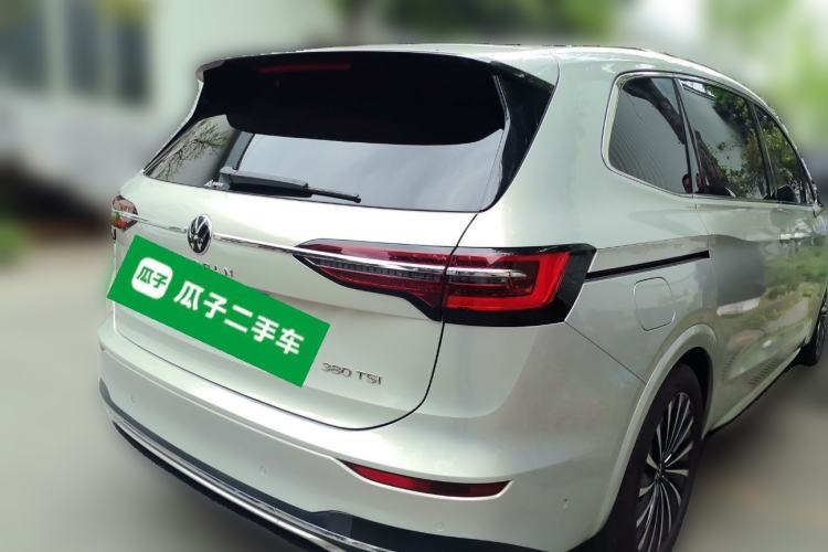 Used Volkswagen Viloran 2020 380TSI Prestige Edition Rear Right 45 Deg