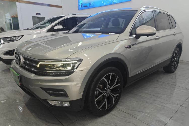 Used Volkswagen Tiguan L 2019 380TSI Automatic All-Wheel Drive Luxury Edition with 7 Seats China VI Standard