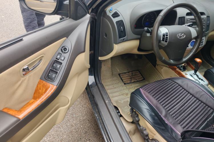 Used Hyundai Celesta 2010 1.6L AT GLS