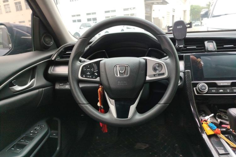 Used Honda Civic 2016 220TURBO CVT Luxury Edition
