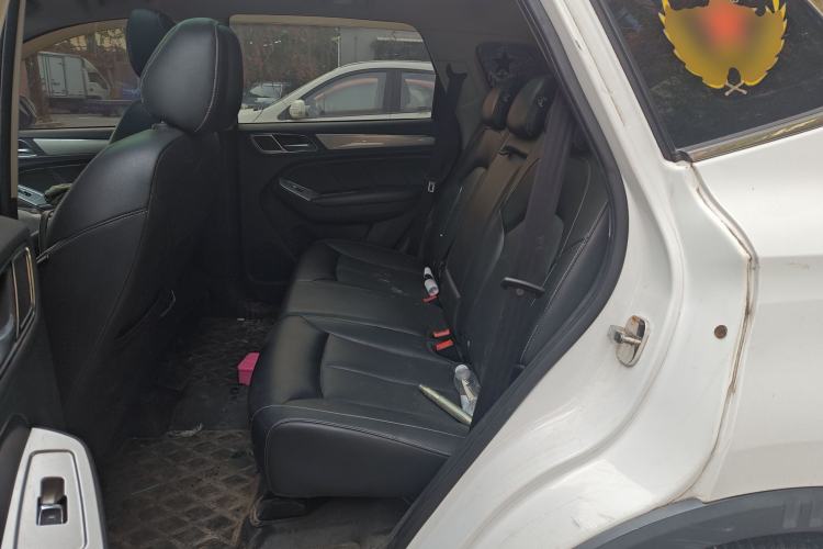 Used Roewe RX5 2017 20T Two-Wheel Drive Automatic Internet Elite Edition Left Rear Seat