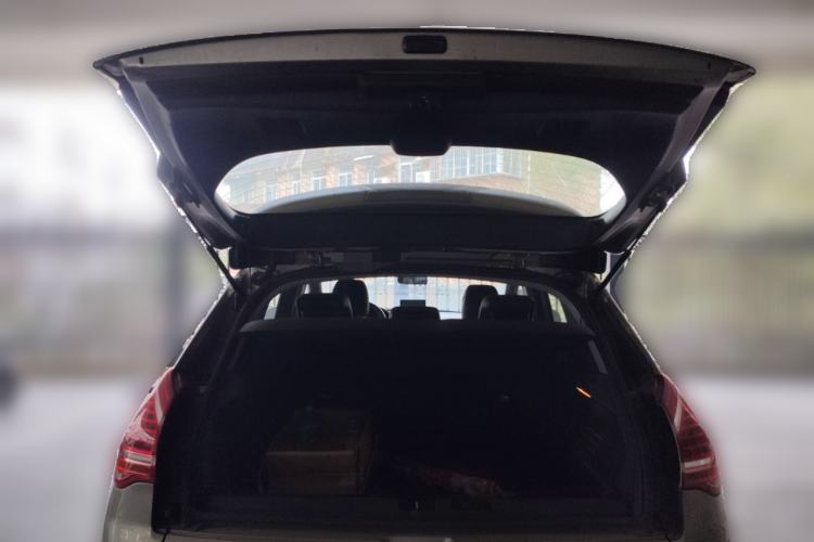 Used Peugeot 3008 2015 2.0L Automatic Trend Edition