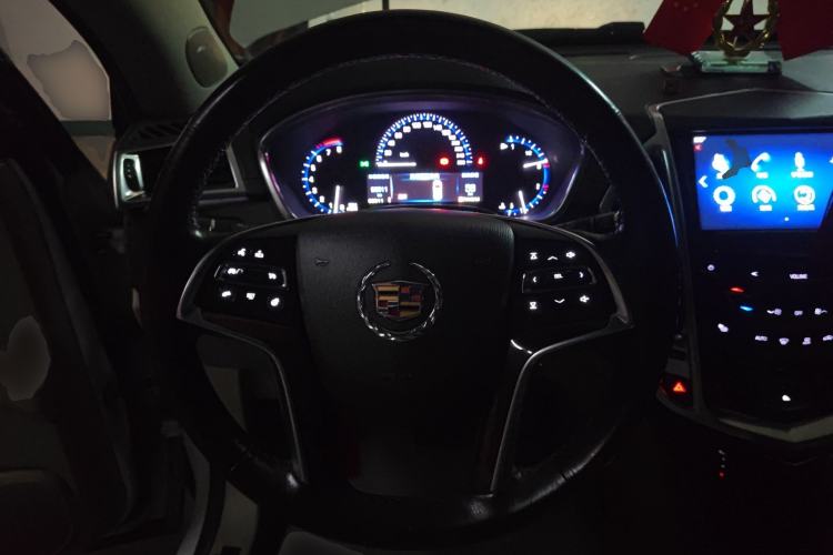 Used Cadillac SRX 2013 3.0L Flagship Model Steering Wheel