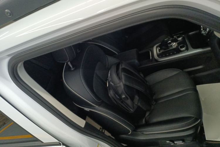 Used Tank 300 2023 2.0T Iron Rider 02 Right Front Seat