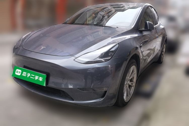 Used Tesla Model Y 2023 Long-Range All-Wheel-Drive Version