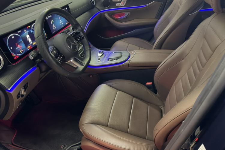 Used Mercedes-Benz E-Class New Energy 2022 Restyled E 350 e L Plug-in Hybrid Sports Sedan Interior 2