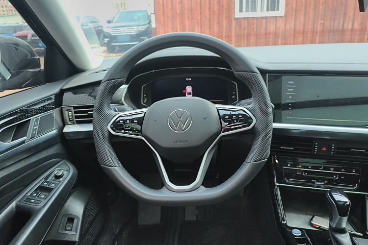 Used Volkswagen Passat 2024 330TSI Starry Elite Edition Steering Wheel