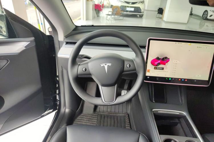 Used Tesla Model Y 2024 Rear-Wheel-Drive Version Steering Wheel