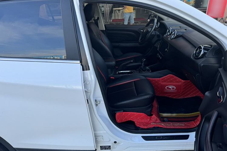 Used Soueast DX3 2016 1.5L Manual Luxury Edition