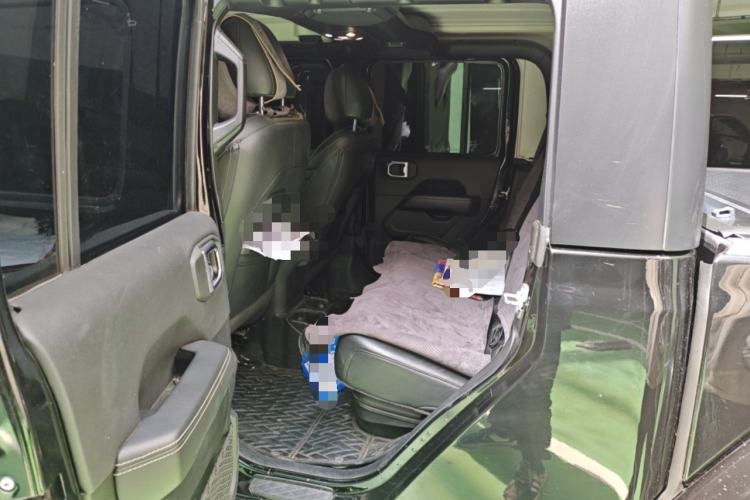 Used Jeep Gladiator 2022 3.6L Pioneer Edition Left Rear Seat