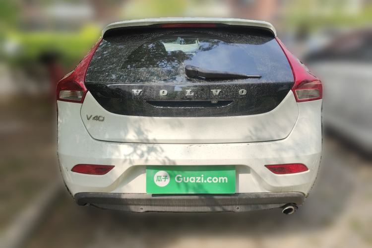 Used Volvo V40 2015 1.6T Zhiya Edition Rear