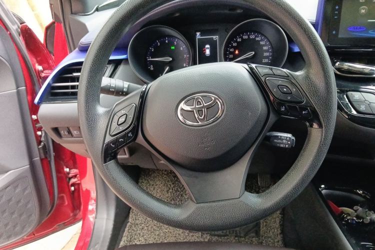 Used Toyota C-HR 2018 2.0L Leading Edition China VI
