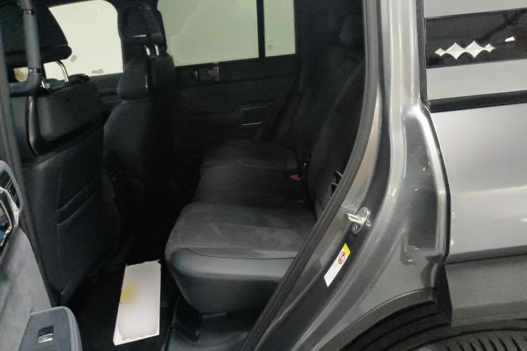 Used Formula Leopard 5 2023 Cloud Ride Flagship Edition